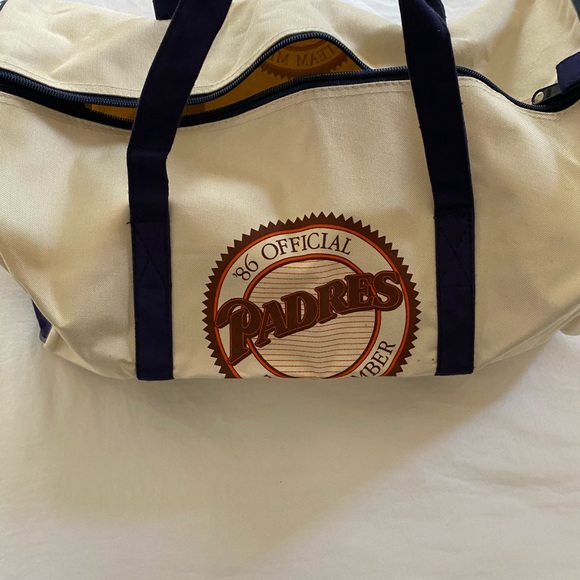 Small Padres duffle bag - Picture 2 of 3
